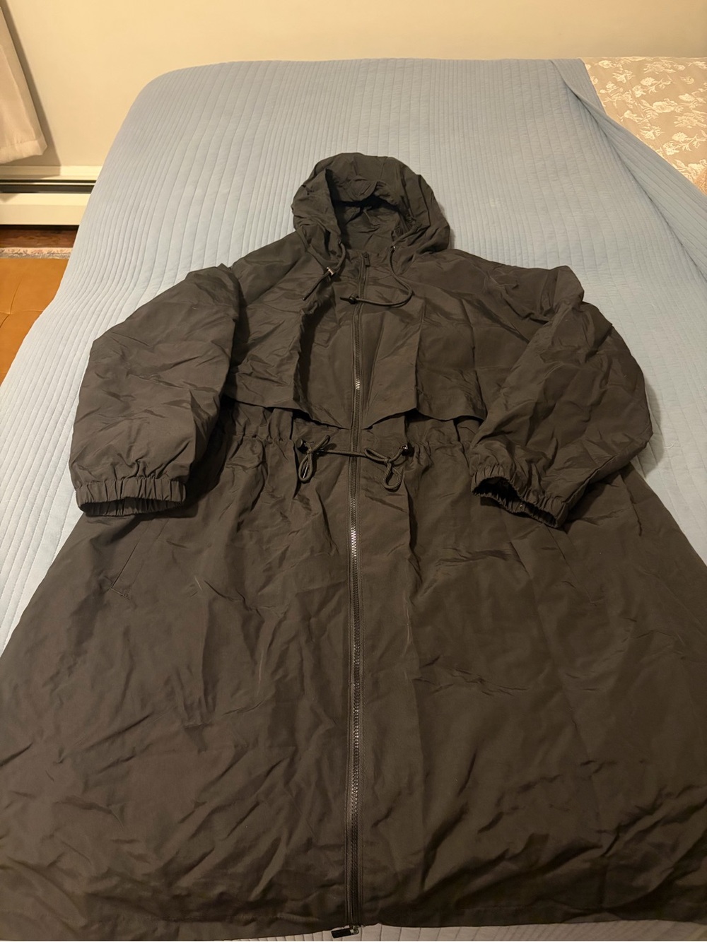 Plus-size Women’s Hooded Long raincoat - Black